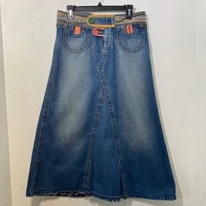 Unique Vintage Carol Anderson x Cabi skirt with colorful accents and buttons S-4